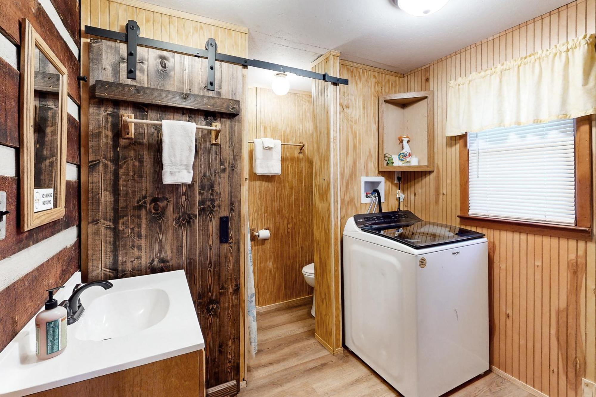 2 Bed 2 Bath Vacation Home In Whittier II Zewnętrze zdjęcie